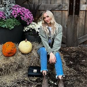 Meet your Posher, Ashlee